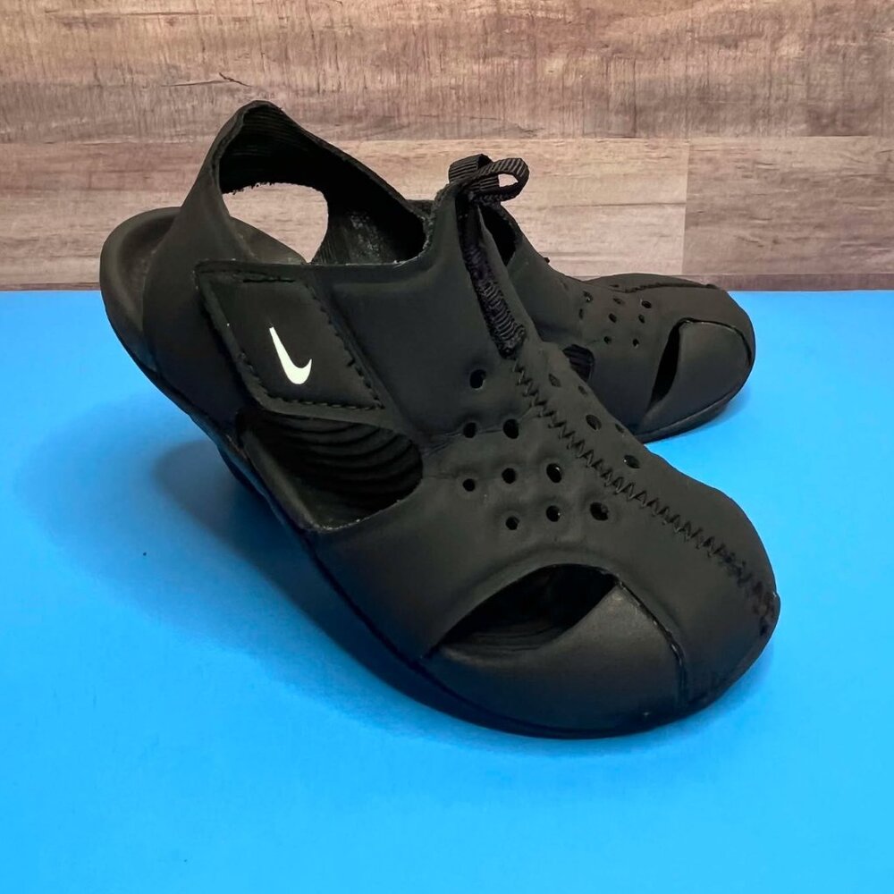 Nike Sunray Protect Velcro Sandals